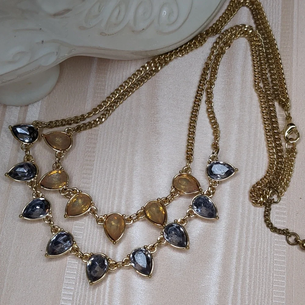 3/$15 Vintage Layered Necklace Peach Opal & Periwinkle Blue Faceted Crystals